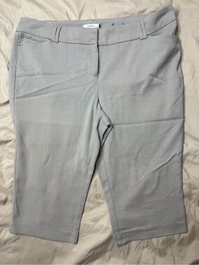 Ricki's Khaki Straight-Leg Capri Pants Light Beige Size 14